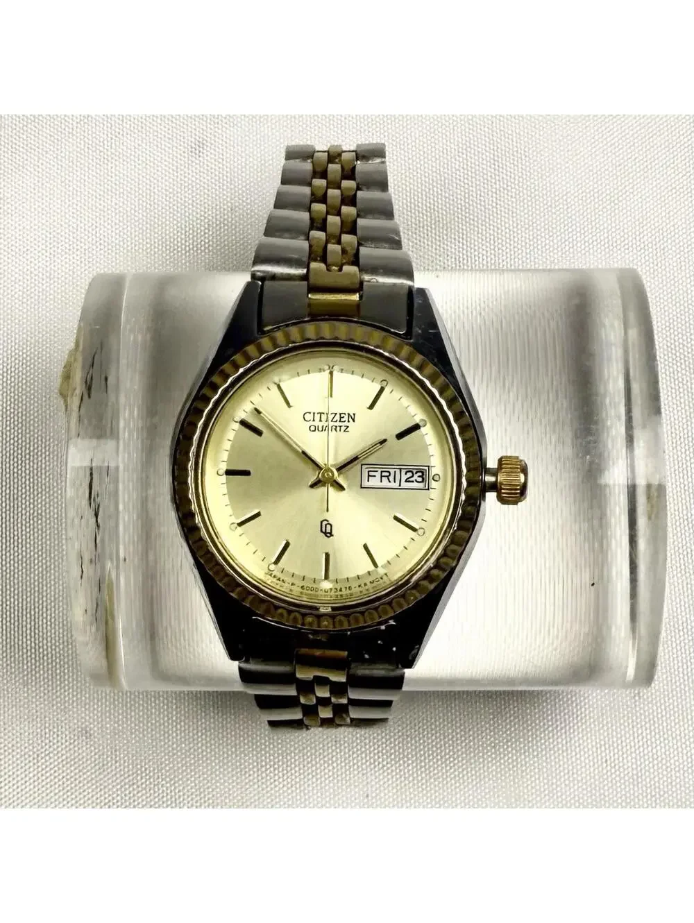 Citizen Quartz Two-Tone Analog Bracelet Wristwatch Women’s Day/Date Dress